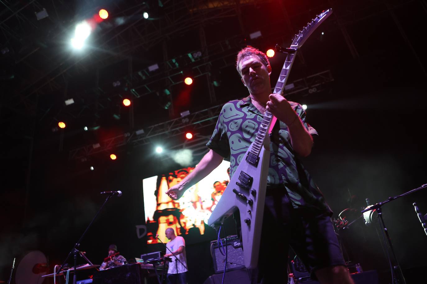 El concierto de Califato ¾ y Tanxugueiras, en imágenes