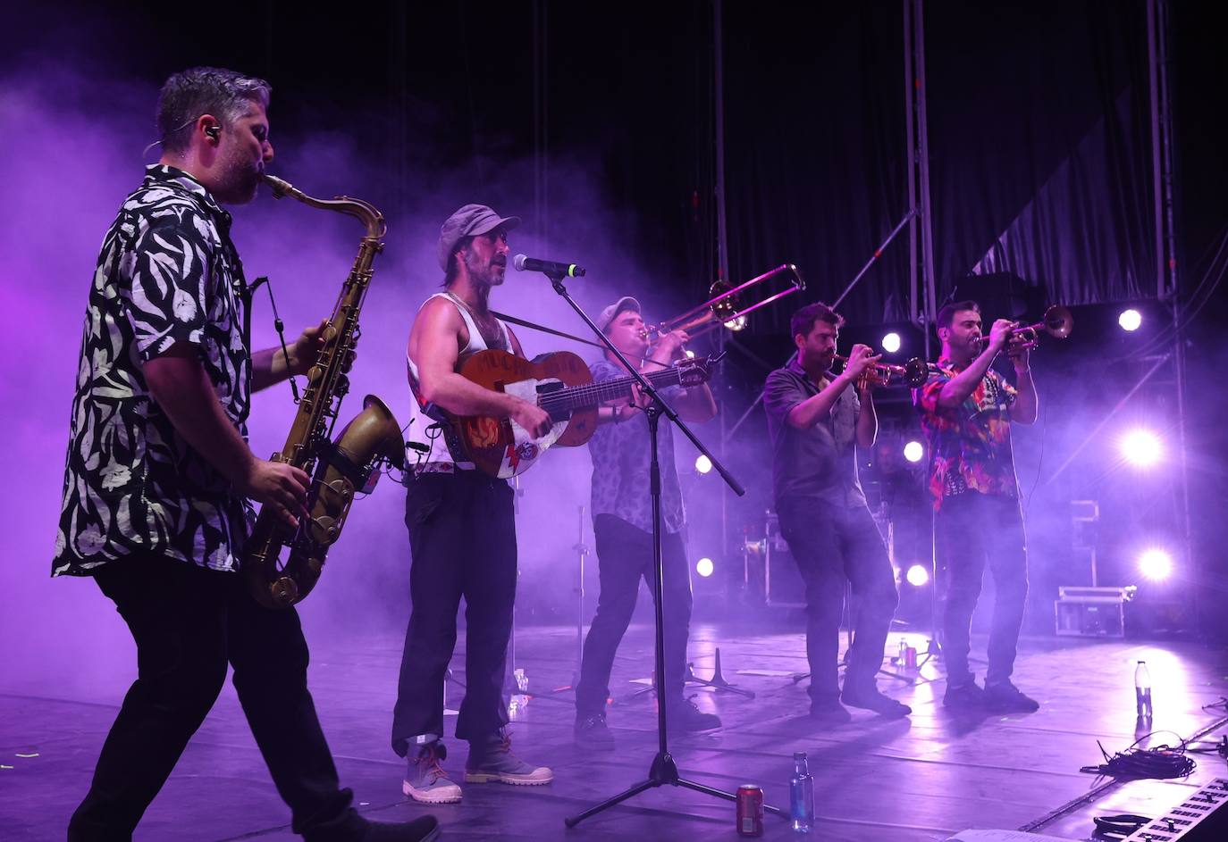 El concierto de La M.O.D.A. y Muchachito Bombo Infierno, en imágenes