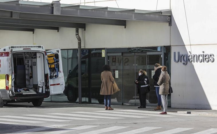 Detienen a una mujer por agredir a una médico tras exigir ser atendida sin respetar el turno en un hospital de Valencia