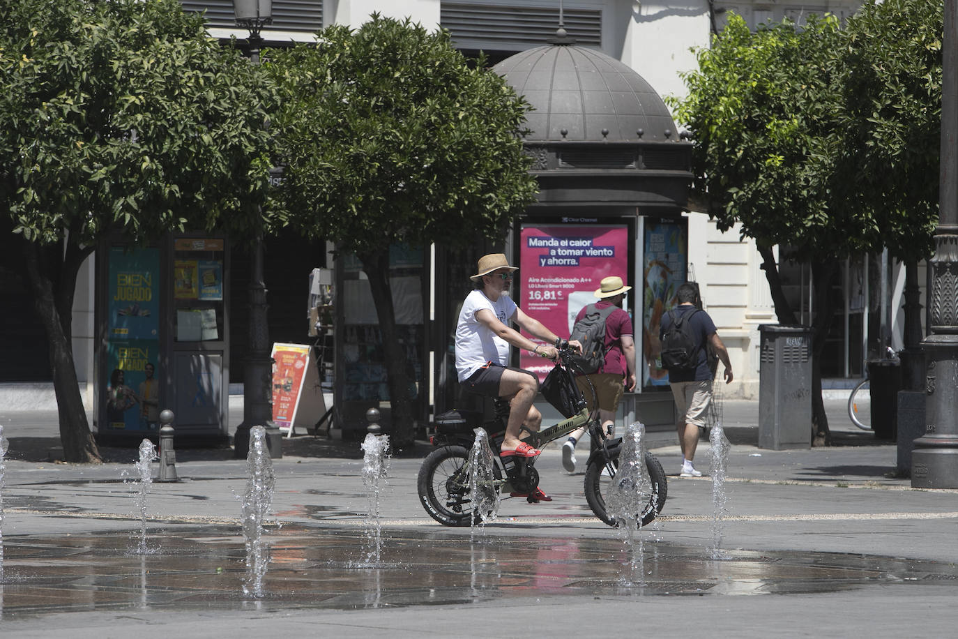 Córdoba en plena ola de calor, en imágenes