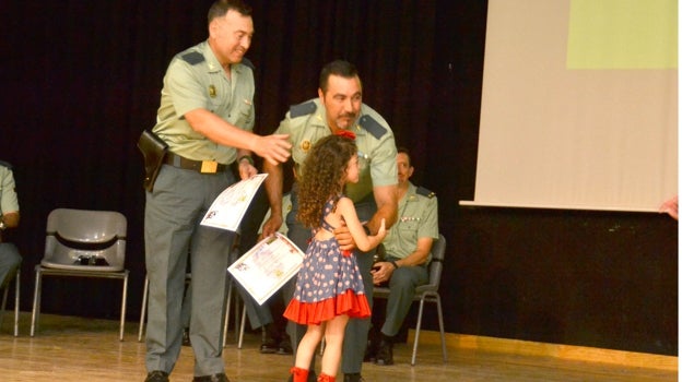 Lucía, la niña a quien salvaron la vida dos guardias civiles