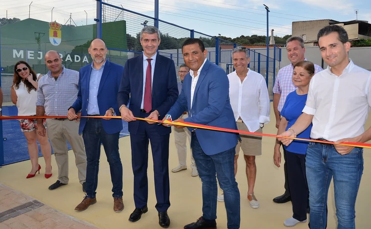 Mejorada inaugura un complejo polideportivo en el que ha invertido 120.000 euros