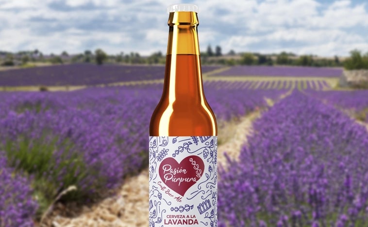 La primera cerveza de color morado inspirada en los campos de lavanda de Brihuega