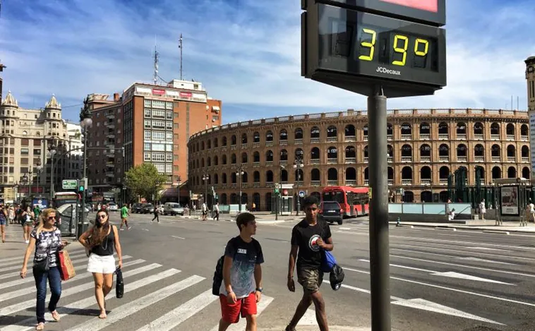 Temperaturas máximas de hasta 43 grados por municipios en Valencia para la ola de calor