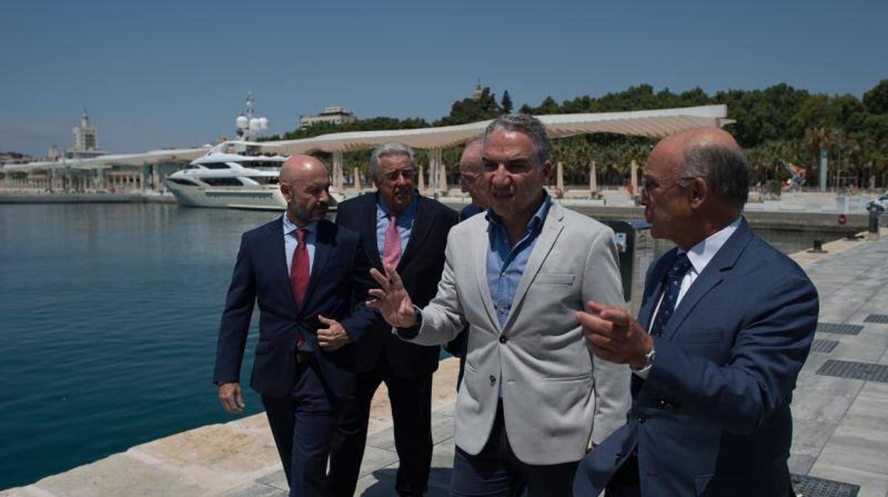 Los 'megayates' del Mediterráneo ya pueden atracar en Málaga: su nueva marina generará 100 millones anuales