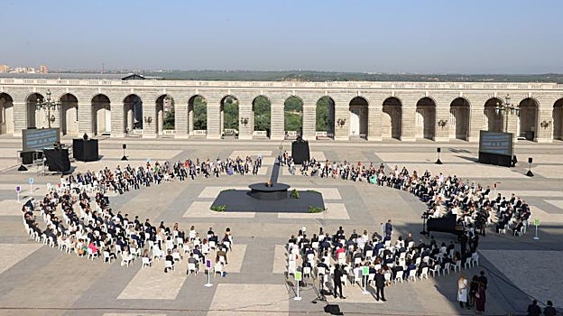 ‘Un aplauso para el recuerdo’, acto de Homenaje de Estado a las víctimas de la enfermedad por coronavirus