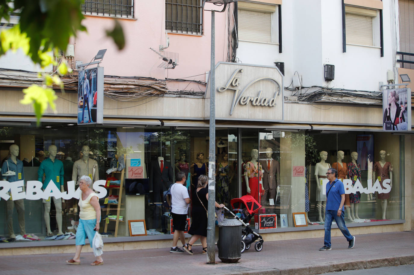 El auge del Centro Comercial Abierto de la Viñuela, en imágenes