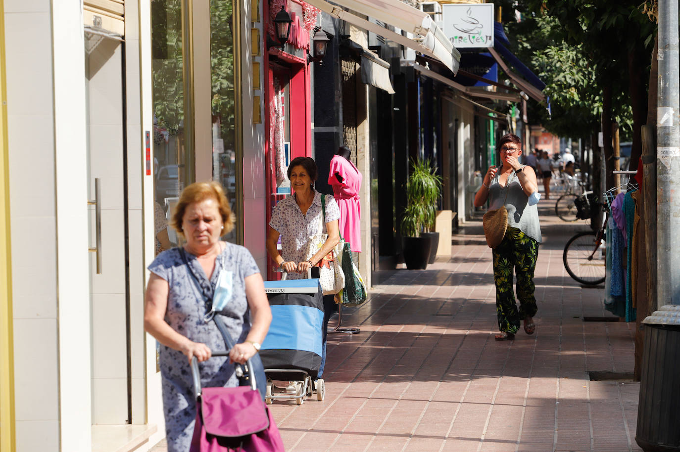 El auge del Centro Comercial Abierto de la Viñuela, en imágenes