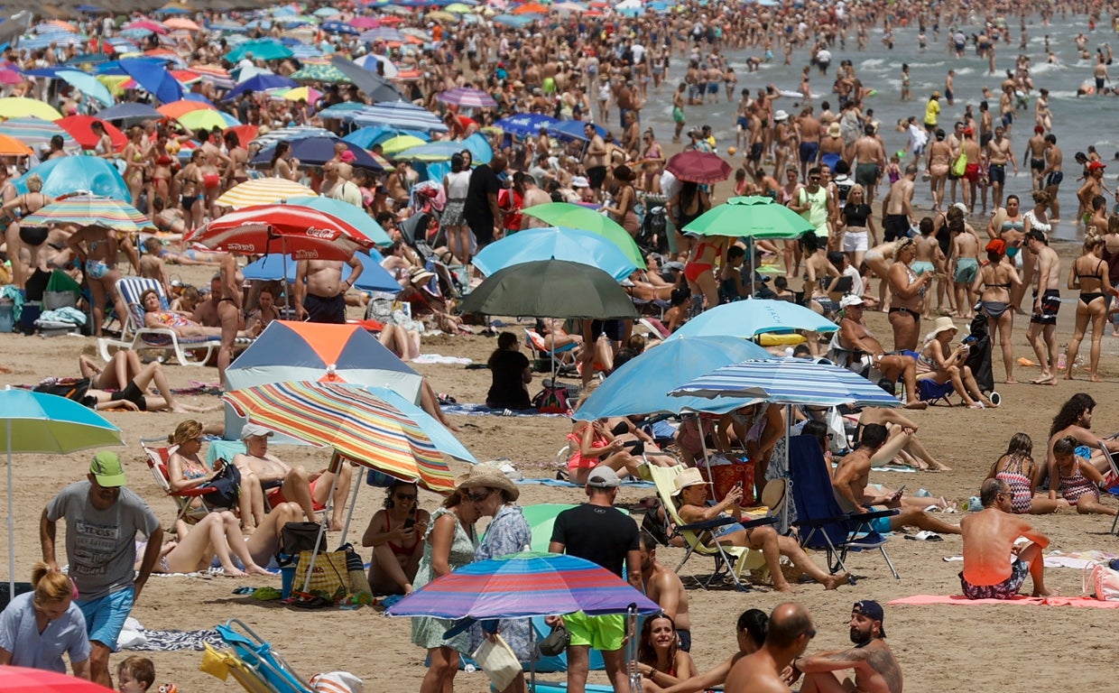 Imagen de la playa del Cabanyal de Valencia