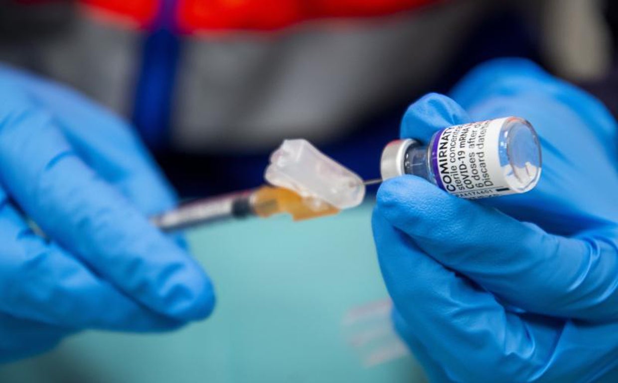 Las nuevas vacunas están preparadas para atajar las variantes de Omicrón