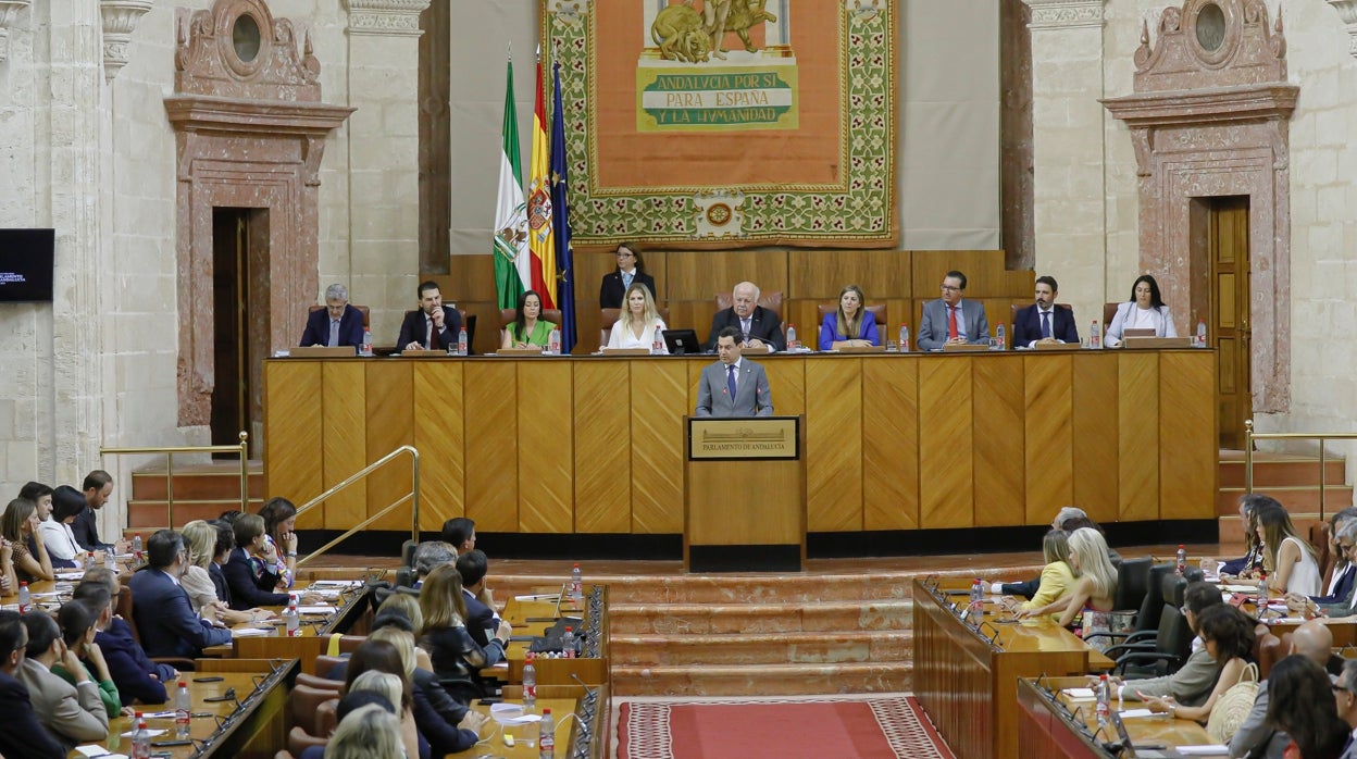 Sigue en directo la segunda jornada del debate de investidura de Juanma Moreno en el Parlamento andaluz