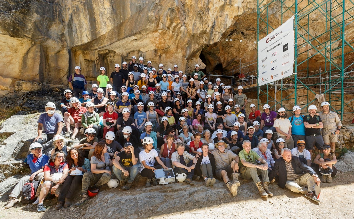 Equipo que ha trabajado en la recién finalizada campaña de Atapuerca