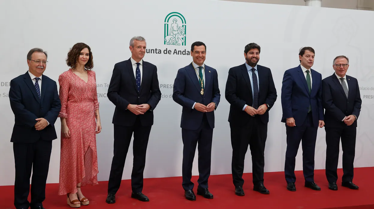 Los presidentes autonómicos del PP alaban la estabilidad de Andalucía y ofrecen su colaboración