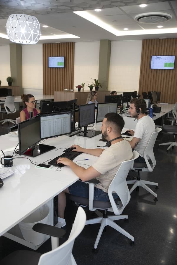 La maquinaria en auge del Parque Joyero de Córdoba, en imágenes