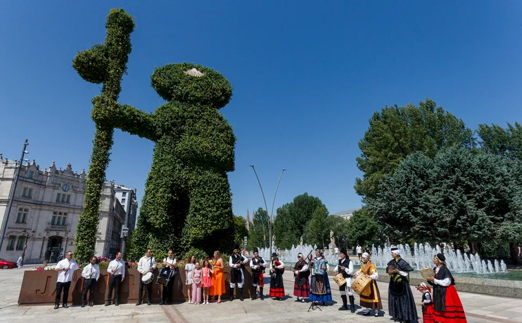 Inauguran con música el peregrino vegetal  del paseo de Atapuerca de Burgos