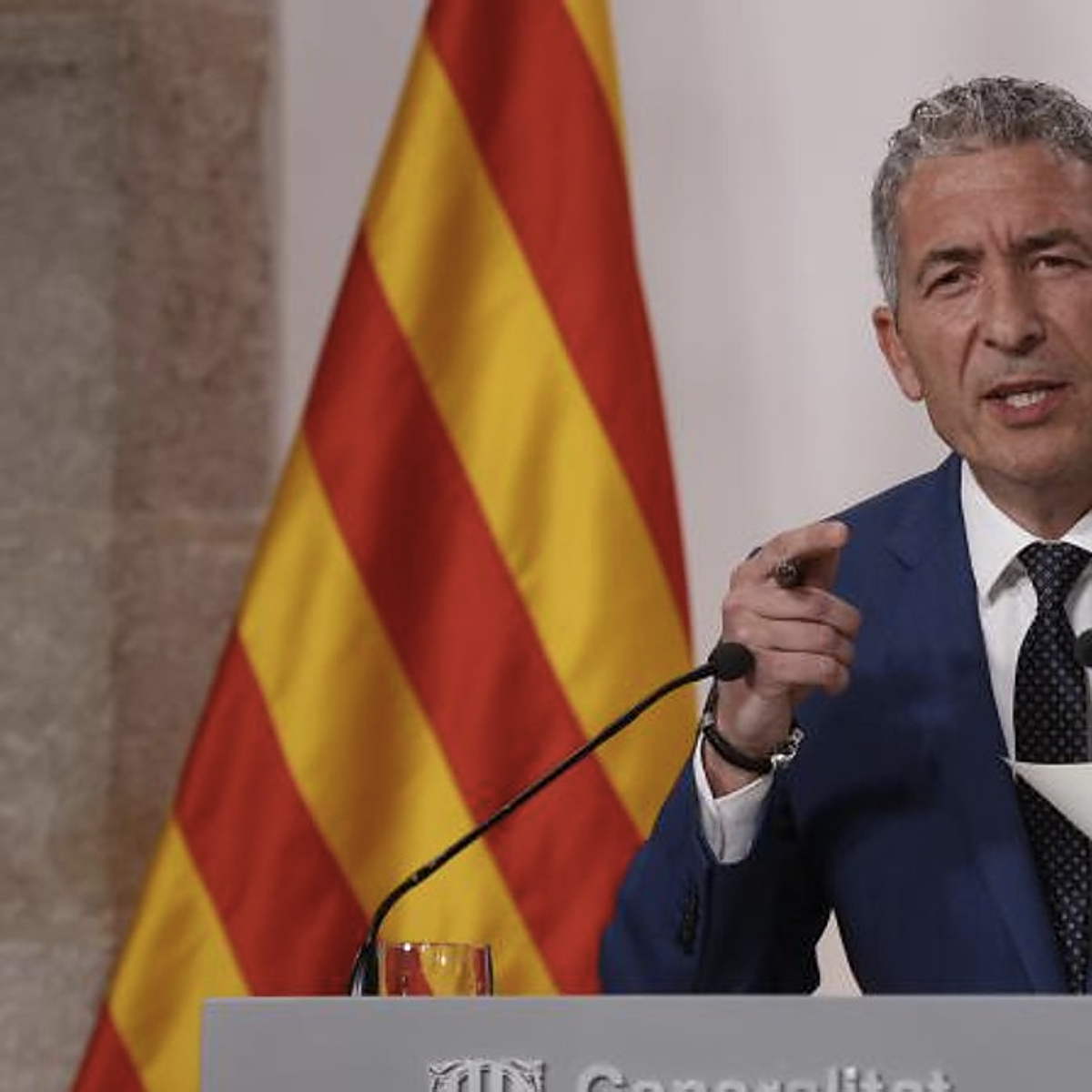 La AEB impugna las instrucciones lingüísticas de la Generalitat de Cataluña para el próximo curso