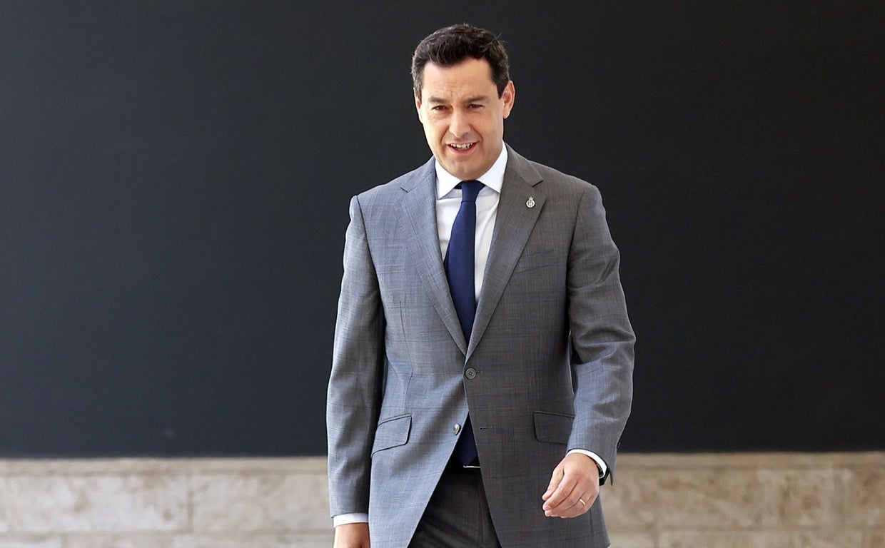 El presidente de la Junta, Juanma Moreno, en el Palacio de San Telmo de Sevilla