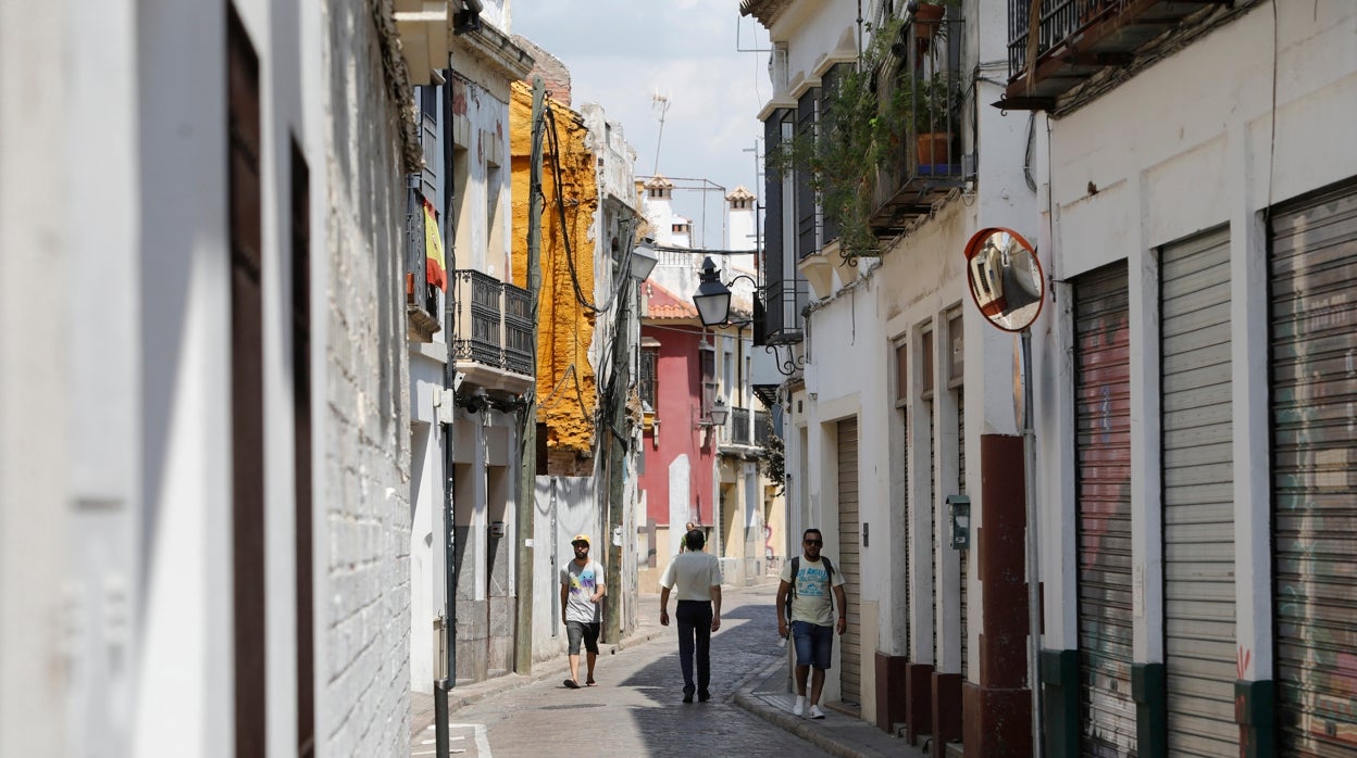 El Ayuntamiento de Córdoba diseñará obras en las calles mejor preparadas contra el calor