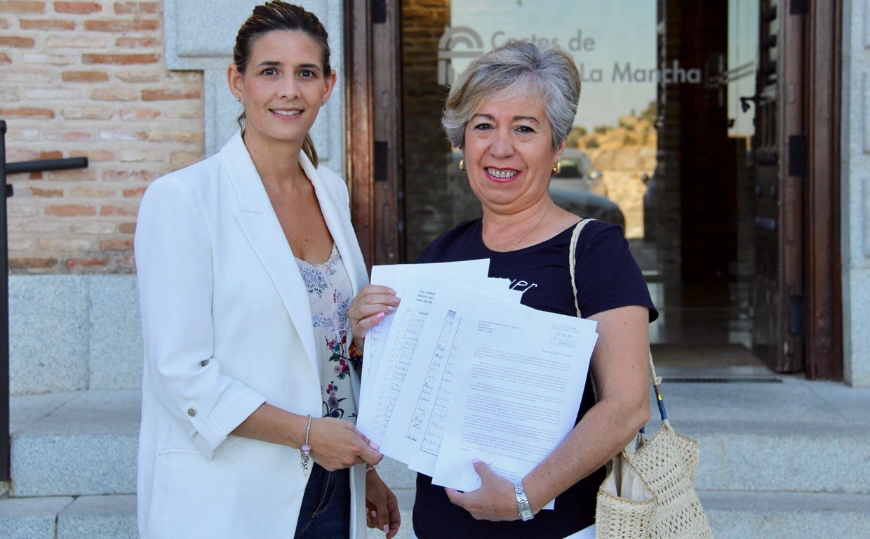 Una médico de 64 años sufre la agresión de dos pacientes en el centro de salud de Camarena