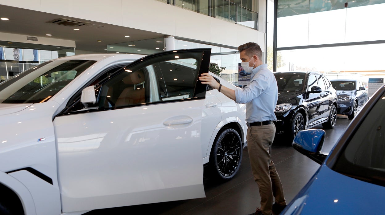 Córdoba es la provincia andaluza con mayor caída de las ventas de coches hasta julio: casi un 18%