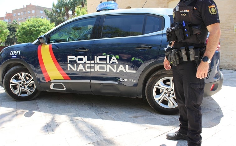 Una joven de 20 años apuñala en el cuello a otra mujer tras una fuerte discusión en Valencia