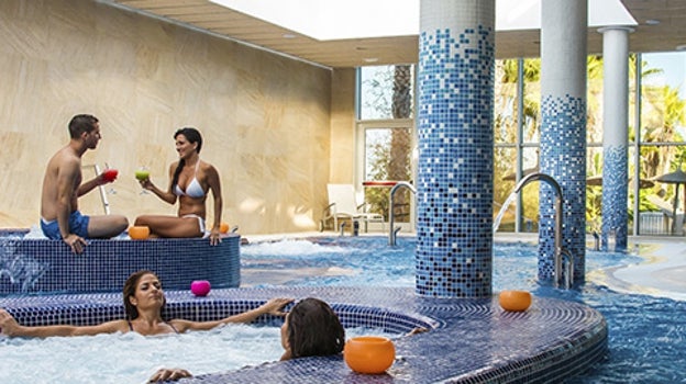 Imagen de la zona de spa de La Marina Resorts