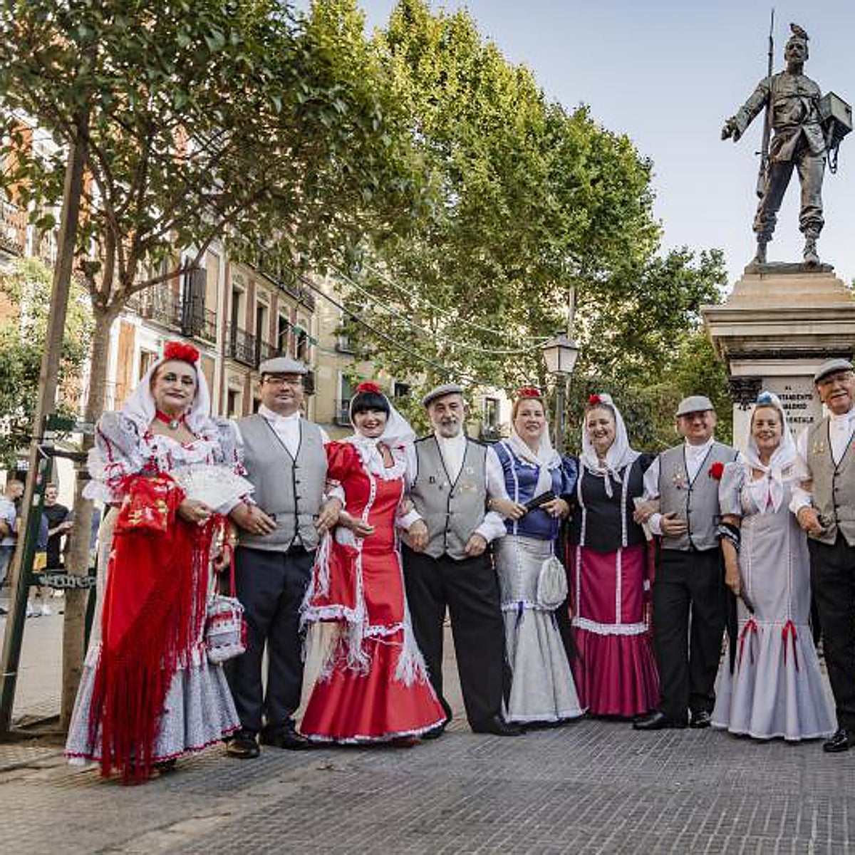 ¿Dónde queda el último castizo?: «Si lleva clavel o parpusa me conformo»
