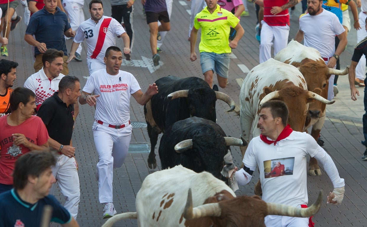 Los encierros vuelven a 'Sanse': ya a la venta 1.500 abonos y entradas para los eventos taurinos