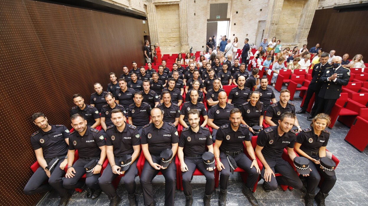 La toma de posesión de los 50 nuevos agentes de Policía Local en Códoba