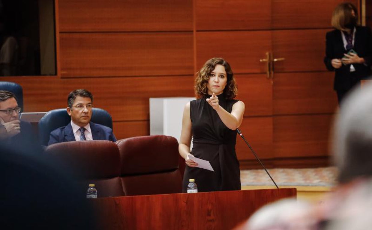 La presidenta de la Comunidad de Madrid, Isabel Díaz Ayuso, en la Asamblea de Madrid