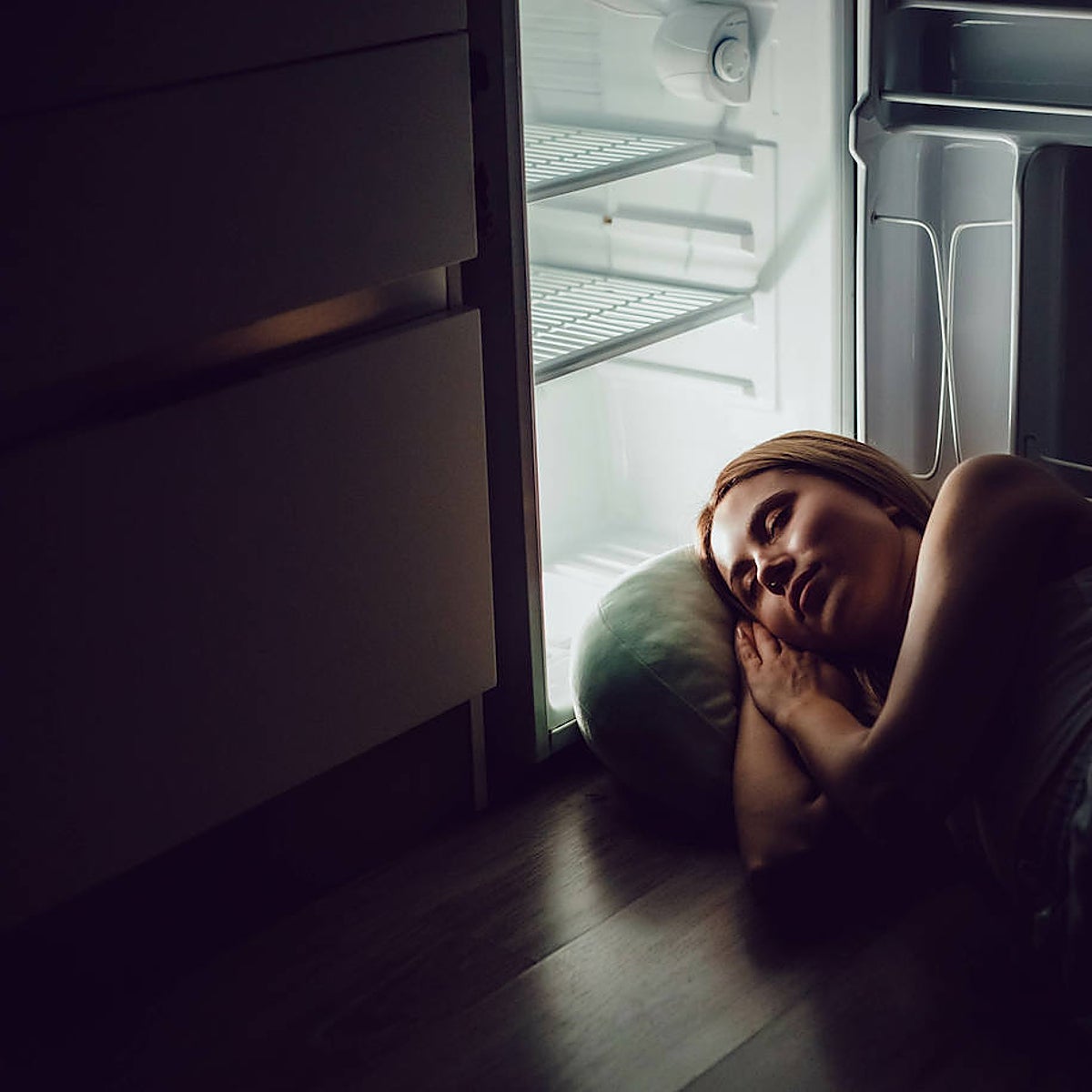 ¿Te cuesta dormir? Así es el truco del calcetín de arroz para combatir el calor nocturno