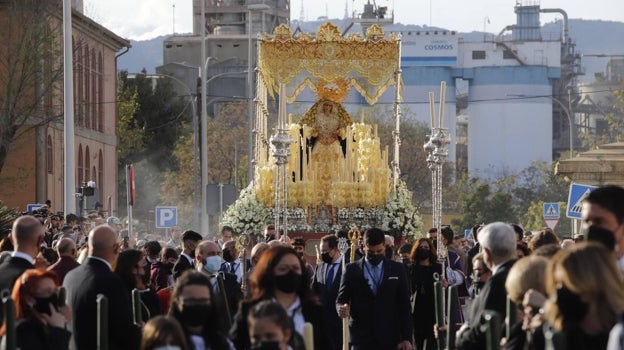 La Virgen de la O, en su procesión por su barrio de Fátima
