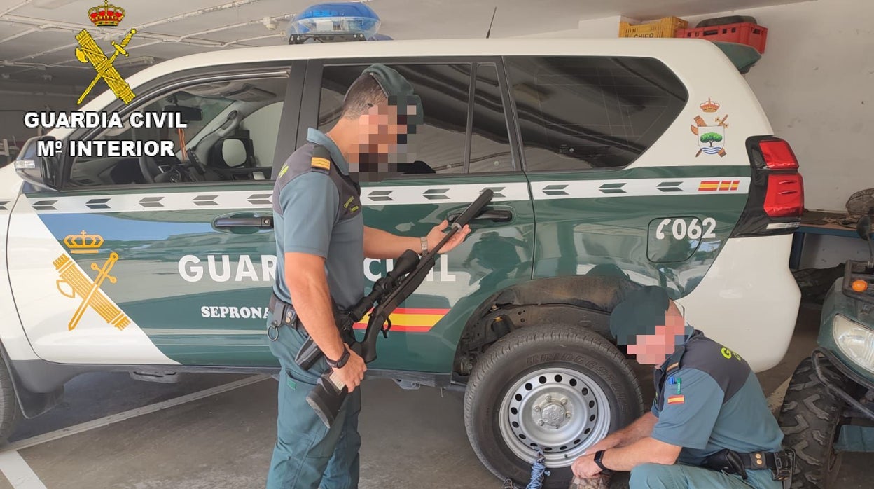 Descubierto un cazador furtivo en las inmediaciones de Doñana