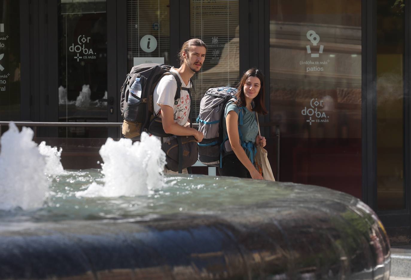 Los turistas en el último día del puente de agosto en Córdoba, en imágenes