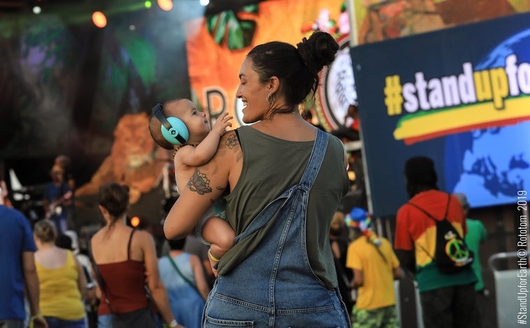 El viento obliga a suspender la segunda jornada del Rototom en Castellón y a evacuar el recinto