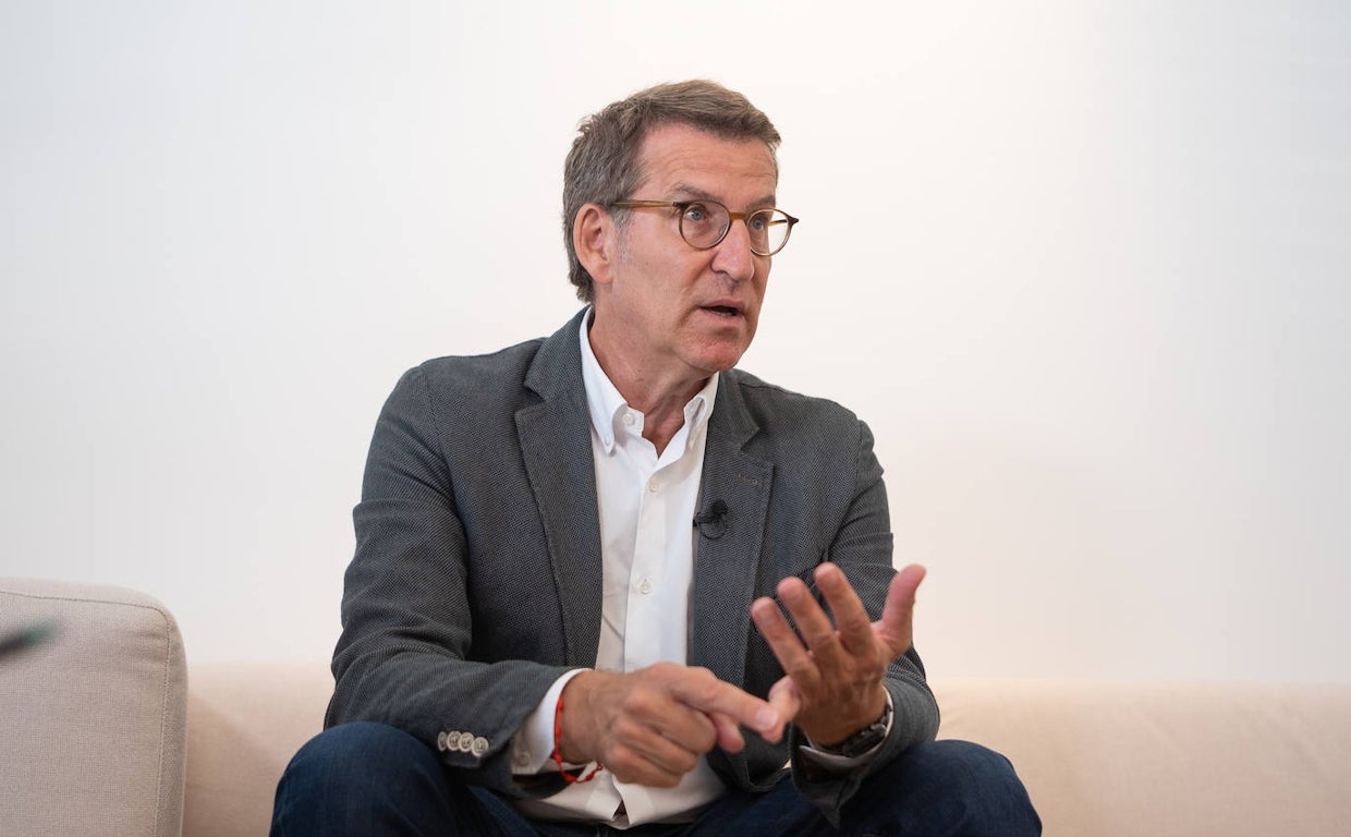 Feijóo, durante un momento de la entrevista.