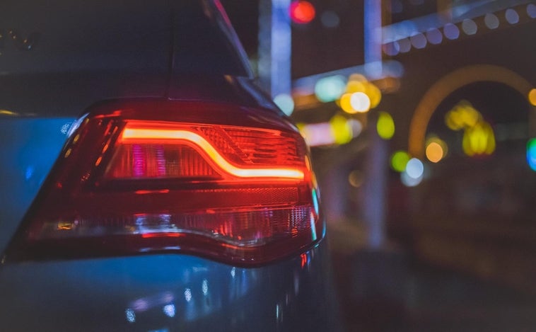 La policía frustra en León una carrera de coches ilegal nocturna