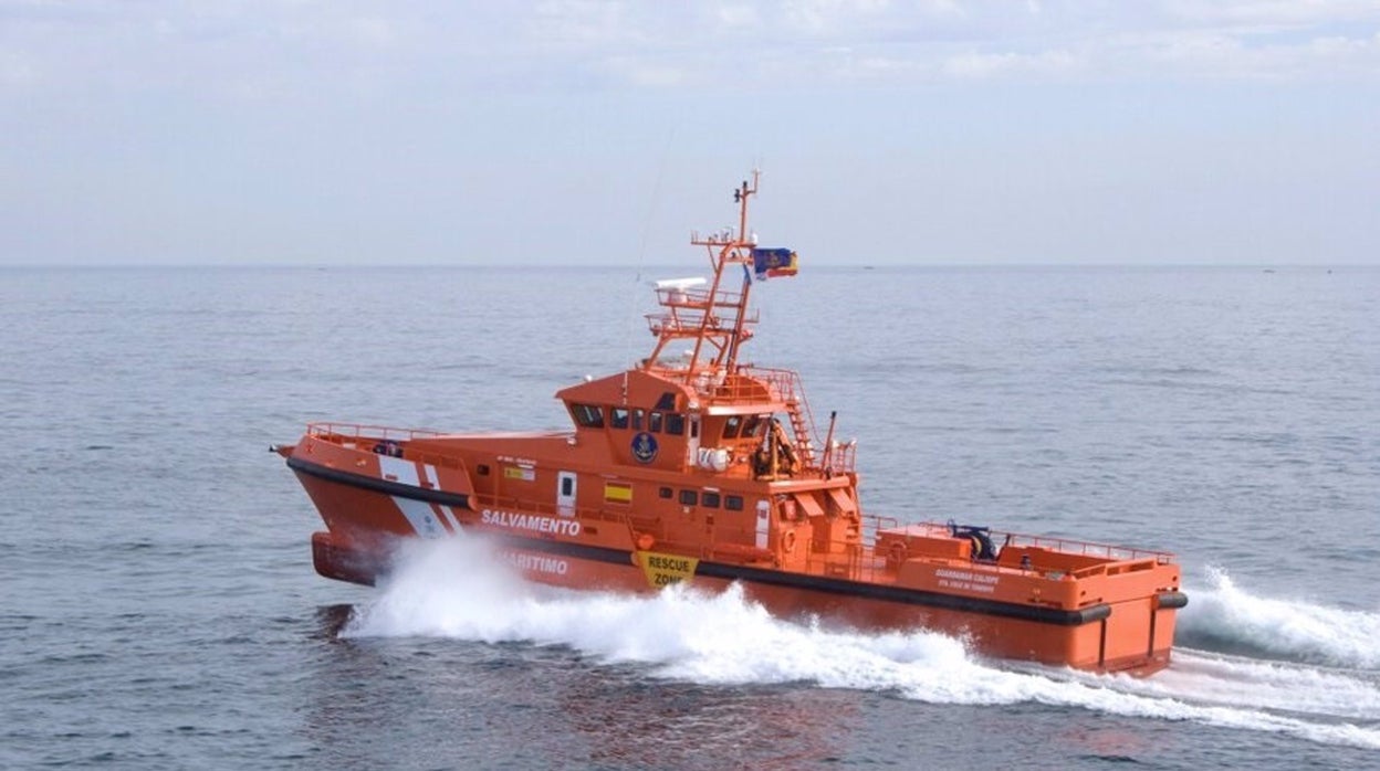 Encuentran el cadáver de un submarinista frente a la costa de Estepona