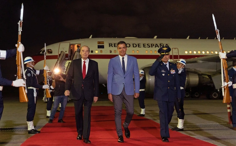Sánchez ofrece España como sede para las conversaciones entre Colombia y los terroristas del ELN
