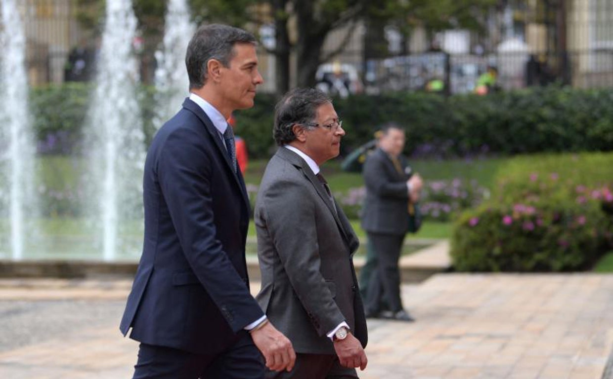 Pedro Sánchez, el miércoles durante su visita a Colombia junto al presidente Gustavo Petro