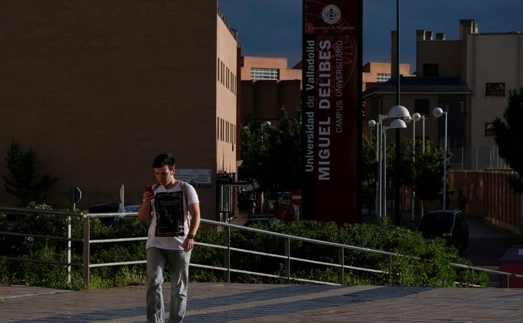 Uno de cada tres universitarios que se matricula en Castilla y León es de otra comunidad