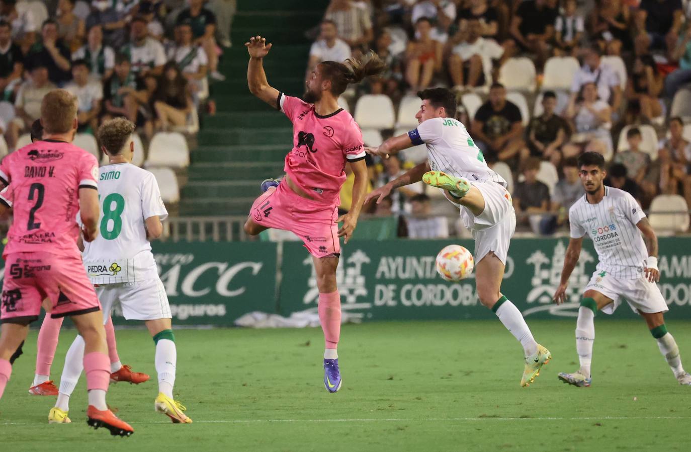 La alegría de la goleada del Córdoba CF a Unionistas, en imágenes