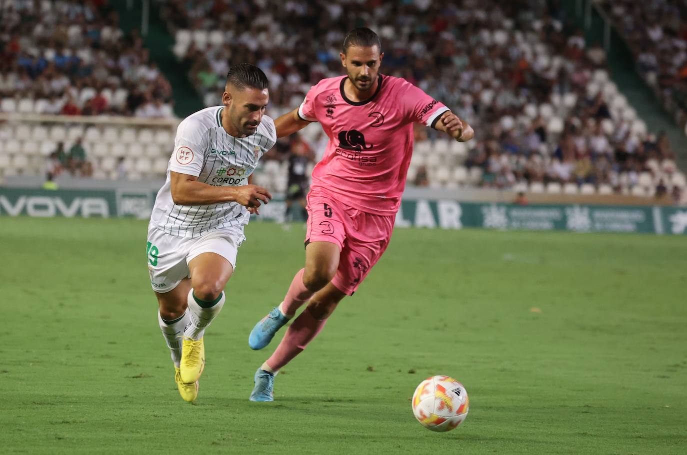 La alegría de la goleada del Córdoba CF a Unionistas, en imágenes