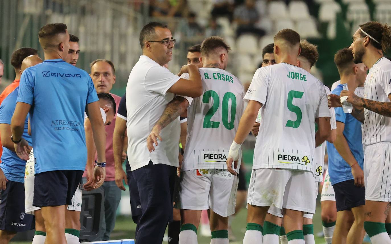 La alegría de la goleada del Córdoba CF a Unionistas, en imágenes