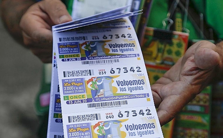 Un vendedor de la ONCE reparte 1.625.000 euros en el barrio de Santa Bárbara de Toledo