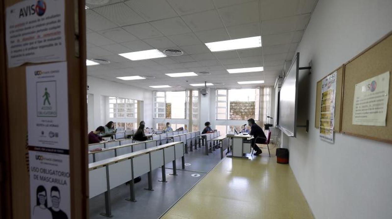 Luz verde a una oferta de casi 900 plazas para docentes y personal de las universidades andaluzas