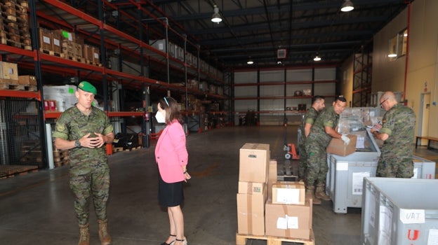 Robles el pasado 26 de agosto visitó el Grupo de Apoyo a la Proyección (GAPRO) que preparó el envío de ayuda a Ucrania