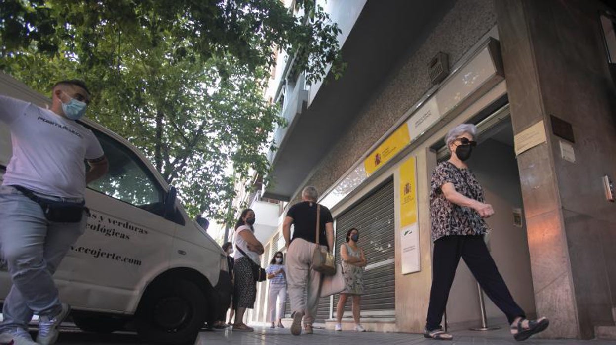 La Junta promueve un plan para la inserción laboral de 72 mujeres víctimas de violencia de género en Córdoba