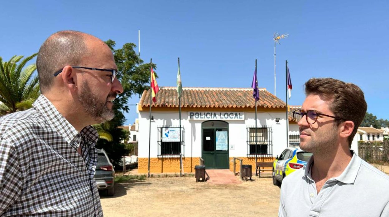 Almonte planta cara a las casas-discoteca del Rocío