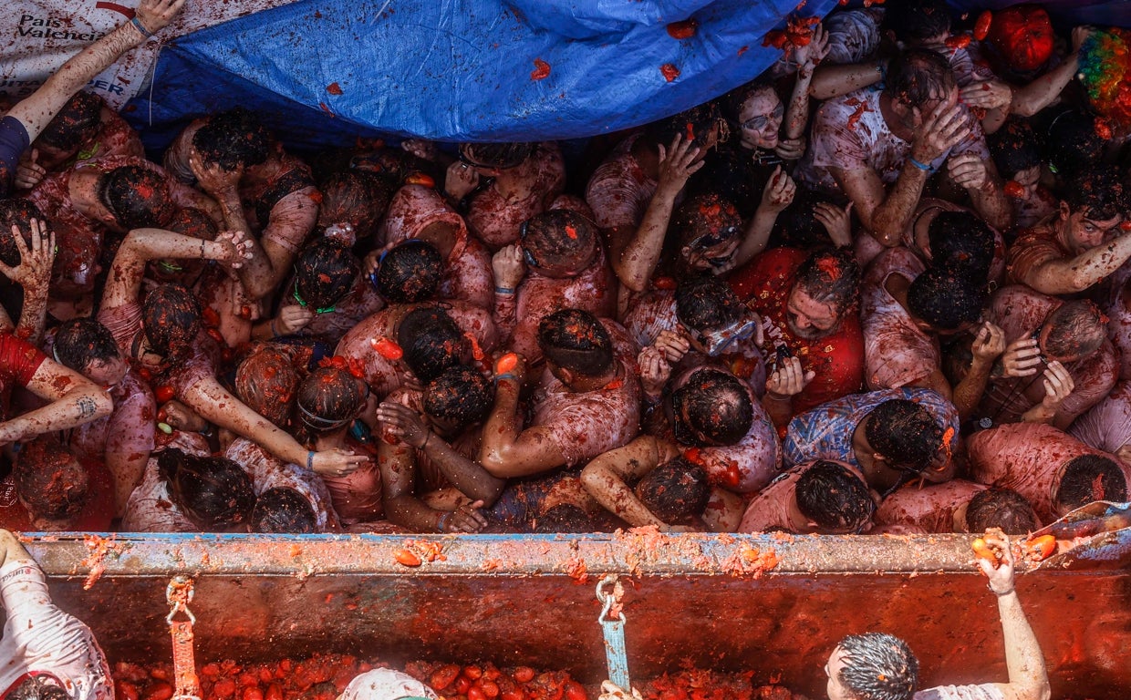 Imagen tomada durante la Tomatina 2022 en Buñol (Valencia)
